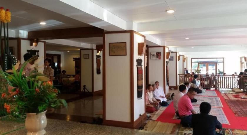 Dusit Hotel Sakon Nakhon Exterior foto