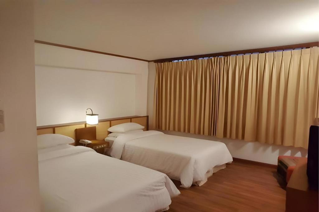 Dusit Hotel Sakon Nakhon Exterior foto